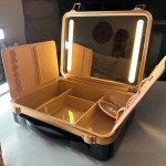 Portable vanity case with LED lighted mirror photo review