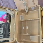 Portable vanity case with LED lighted mirror photo review