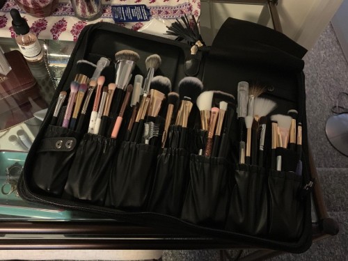 Folding Cosmetic Brush Bag (Black) photo review